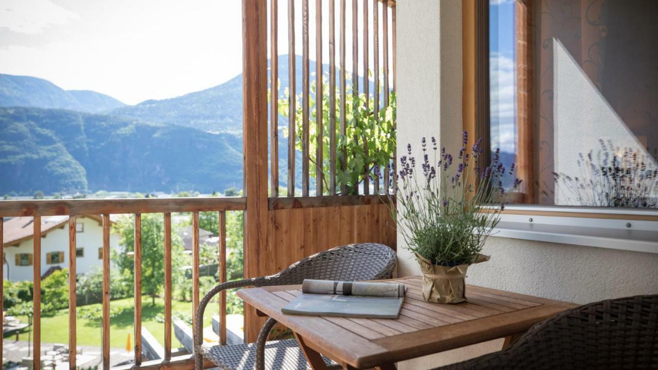 Biohotel Theiner'S Garten Lana Exterior photo